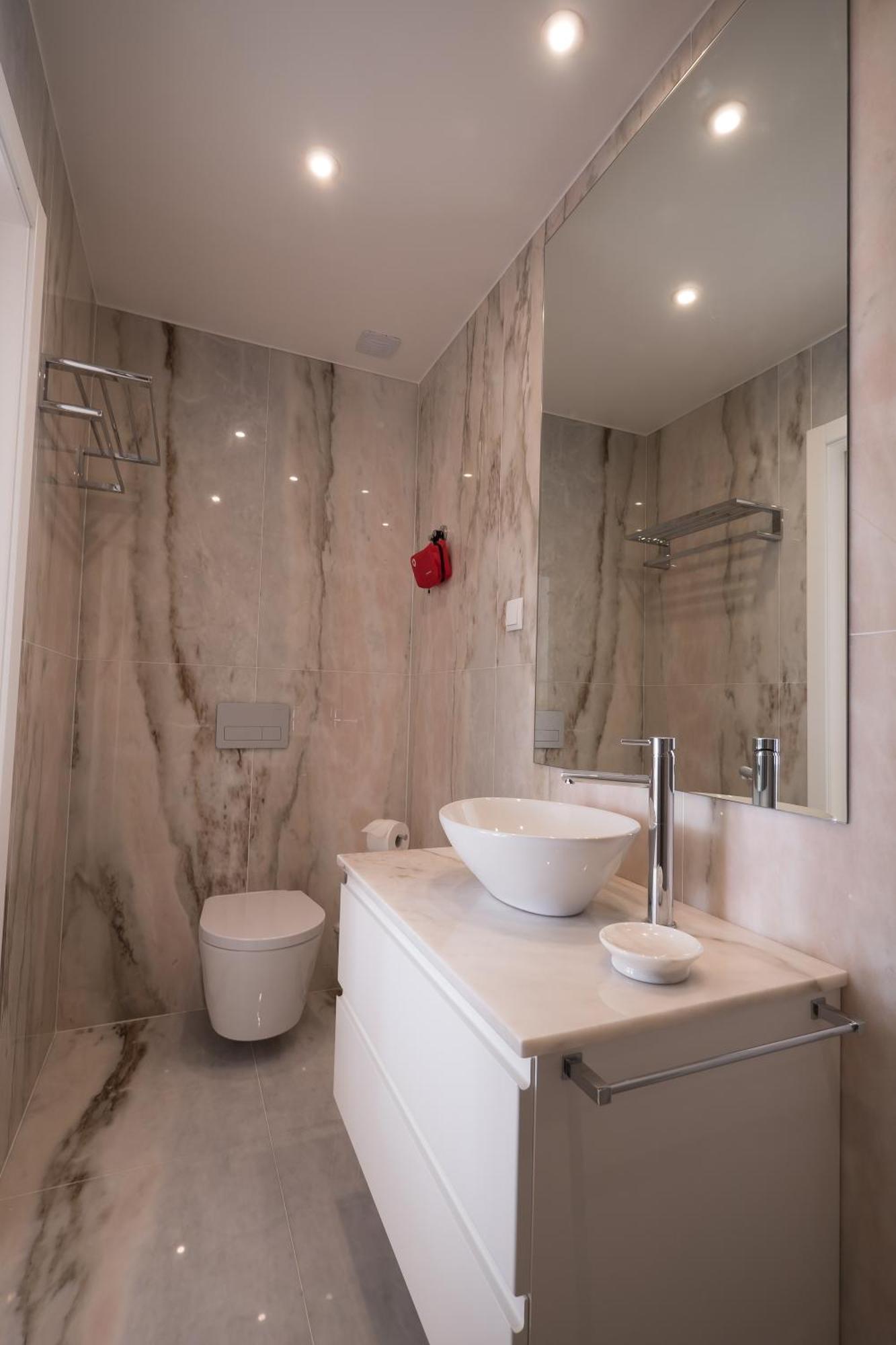 Castle Terrace Exclusive Apartment - Home By The Castle Apartment Lisboa Eksteriør billede